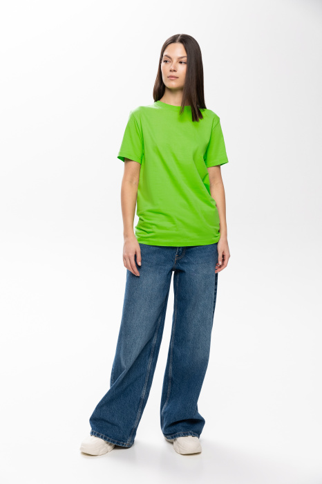 Женская ярко-зеленая футболка арт. 02W приталенного силуэта из 100% хлопка, 150 гр/м2, оптом | Мерч, униформа и текстиль для бизнеса 
 фото-3