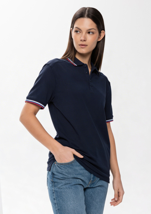 Женская темно-синяя рубашка поло арт. 04WRUS приталенного кроя c триколором, 80% хлопок, 20% полиэстер, 185 гр/м2, оптом | Мерч, униформа и текстиль для бизнеса  фото-3