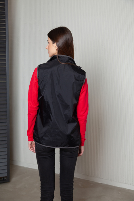 Черный однотонный двухсторонний женский жилет арт. 24WN, Taffeta 210T, оптом | Мерч, униформа и текстиль для бизнеса фото-4