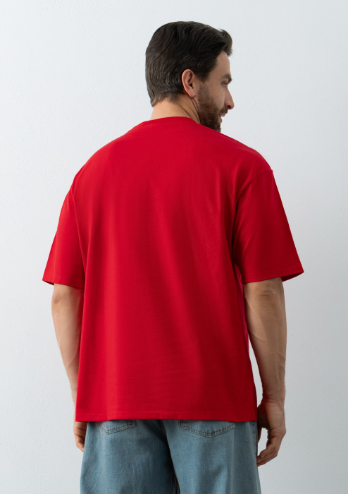 Красная футболка арт. 56 оверсайз кроя из 100% хлопка, 240 гр/м2, оптом | Мерч, униформа и текстиль для бизнеса  фото-4
