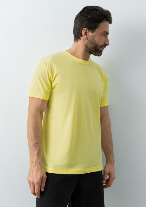 Светло-лимонная футболка арт. 51 прямого кроя из 100% хлопка, 150 гр/м2, оптом | Мерч, униформа и текстиль для бизнеса  фото-4