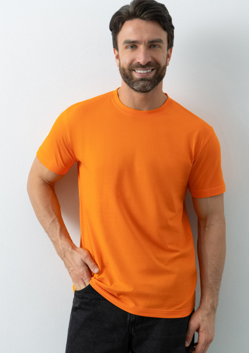 Оранжевая футболка арт. 51 прямого кроя из 100% хлопка, 150 гр/м2, оптом | Мерч, униформа и текстиль для бизнеса  фото-4
