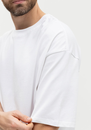 Белая футболка арт. 56 оверсайз кроя из 100% хлопка, 240 гр/м2, оптом | Мерч, униформа и текстиль для бизнеса  photo-7