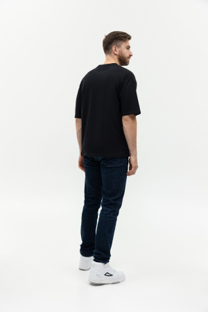 Чёрная футболка арт. 39 оверсайз кроя, из 100% хлопка, 140 гр/м2, оптом | Мерч, униформа и текстиль для бизнеса photo-5