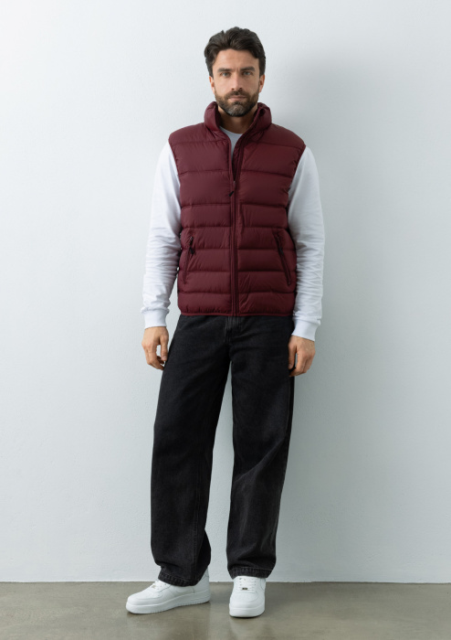Бордовый однотонный утепленный жилет арт. 82, 100% нейлон, оптом | Мерч, униформа и текстиль для бизнеса фото-3