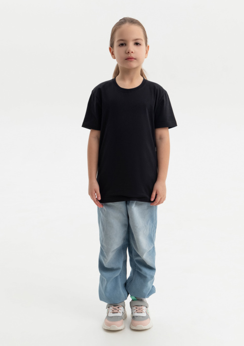 Чёрная детская футболка арт. 06U оверсайз кроя из 100% хлопка, 140 гр/м2, оптом | Мерч, униформа и текстиль для бизнеса фото-3