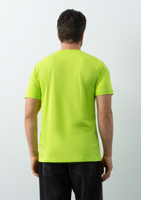 Лаймовая футболка арт. 51 прямого кроя из 100% хлопка, 150 гр/м2, оптом | Мерч, униформа и текстиль для бизнеса 
 фото-4