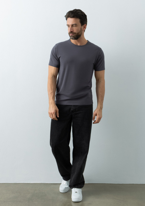 Тёмно-серая футболка арт. 37 облегающего силуэта, состав 92% хлопок 8% эластан, 180 гр/м2, оптом | Мерч, униформа и текстиль для бизнеса   фото-3