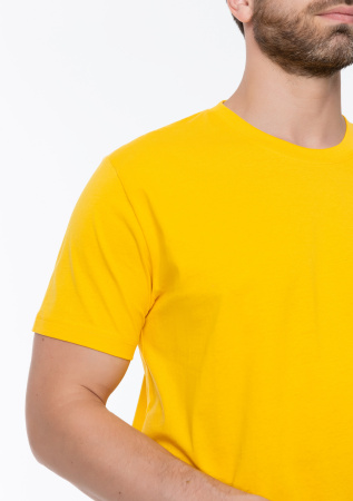 Жёлтая футболка арт. 51 прямого кроя из 100% хлопка, 150 гр/м2, оптом | Мерч, униформа и текстиль для бизнеса  photo-7