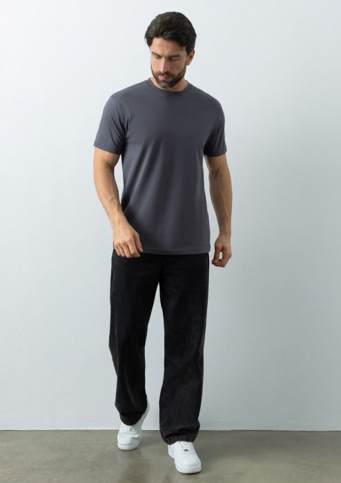 Тёмно-серая футболка арт. 51 прямого кроя из 100% хлопка, 150 гр/м2, оптом | Мерч, униформа и текстиль для бизнеса  фото-3