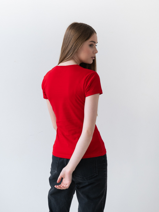 Женская красная футболка арт. 37W приталенного силуэта, 92% хлопок и 8% эластан, 180 гр/м2, оптом | Мерч, униформа и текстиль для бизнеса  фото-4