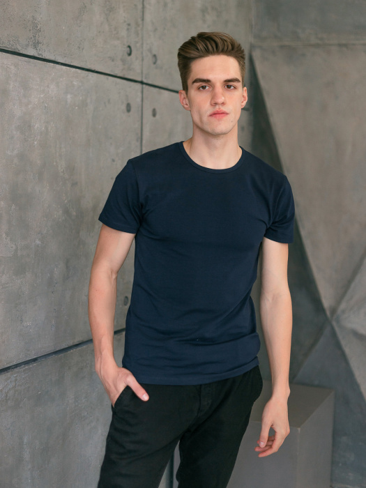 Черная футболка арт. 37 облегающего силуэта, 92% хлопок, 8% эластан, 180 гр/м2, оптом | Мерч, униформа и текстиль для бизнеса  фото-3