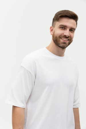 Белая футболка арт. 39 оверсайз кроя, из 100% хлопка, 140 гр/м2, оптом | Мерч, униформа и текстиль для бизнеса   photo-8