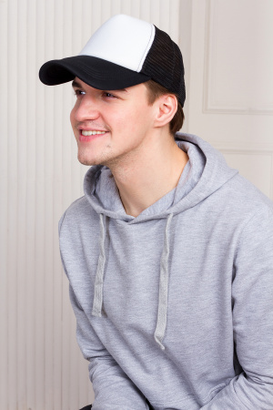 Красная бейсболка с сеткой арт. 33, 5 клиньев из 100% полиэстера | Мерч, униформа и текстиль для бизнеса  photo-5